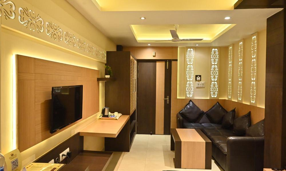 Hotel Royal Cottage Канпур Екстер'єр фото