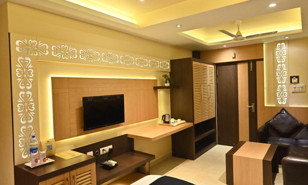 Hotel Royal Cottage Канпур Екстер'єр фото