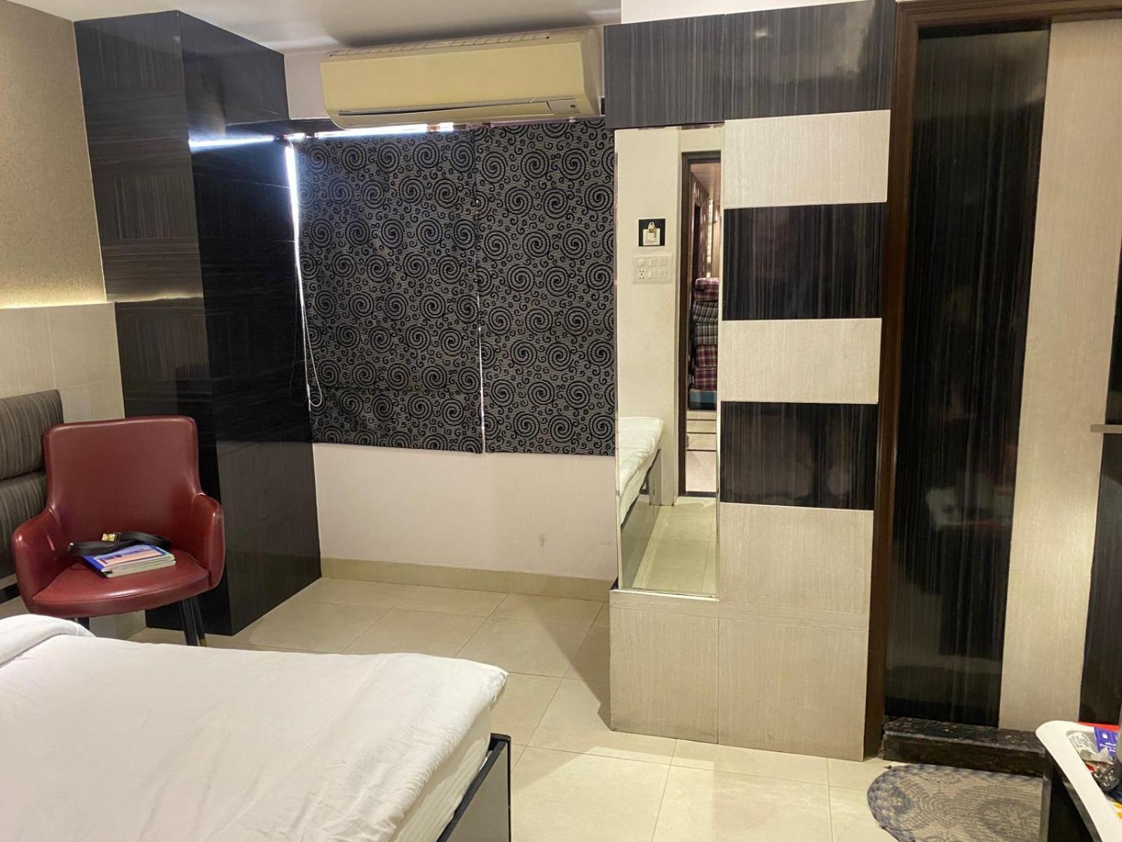Hotel Royal Cottage Канпур Екстер'єр фото